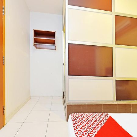 Oyo 582 Hotel Walk Inn Kampong Pasir Puteh  Eksteriør bilde