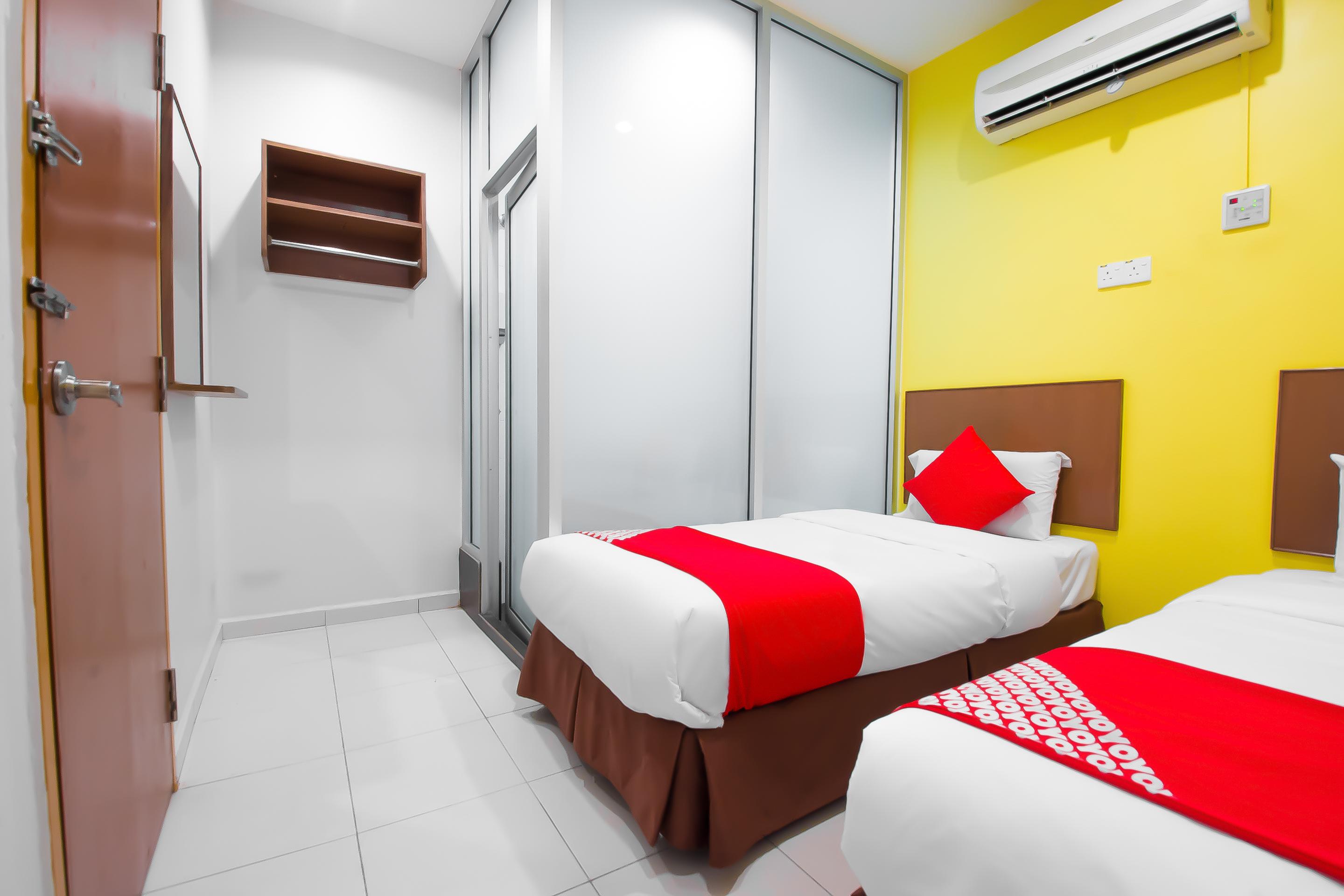 Oyo 582 Hotel Walk Inn Kampong Pasir Puteh  Eksteriør bilde