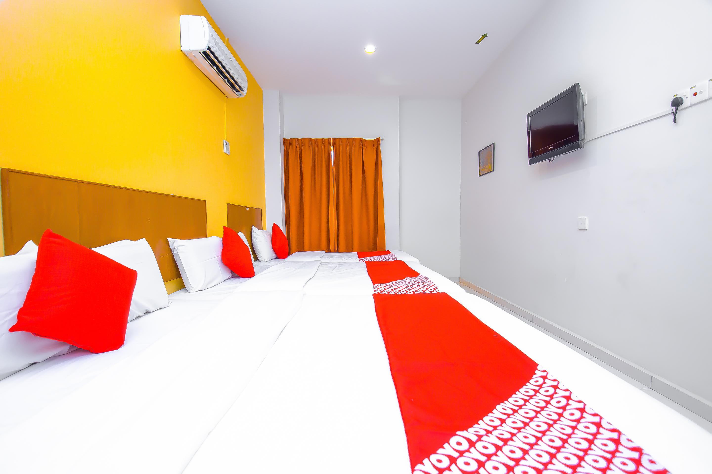 Oyo 582 Hotel Walk Inn Kampong Pasir Puteh  Eksteriør bilde