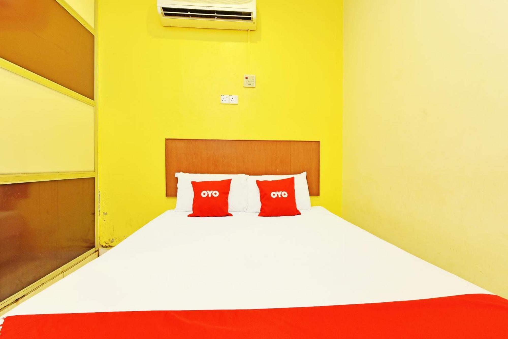 Oyo 582 Hotel Walk Inn Kampong Pasir Puteh  Eksteriør bilde