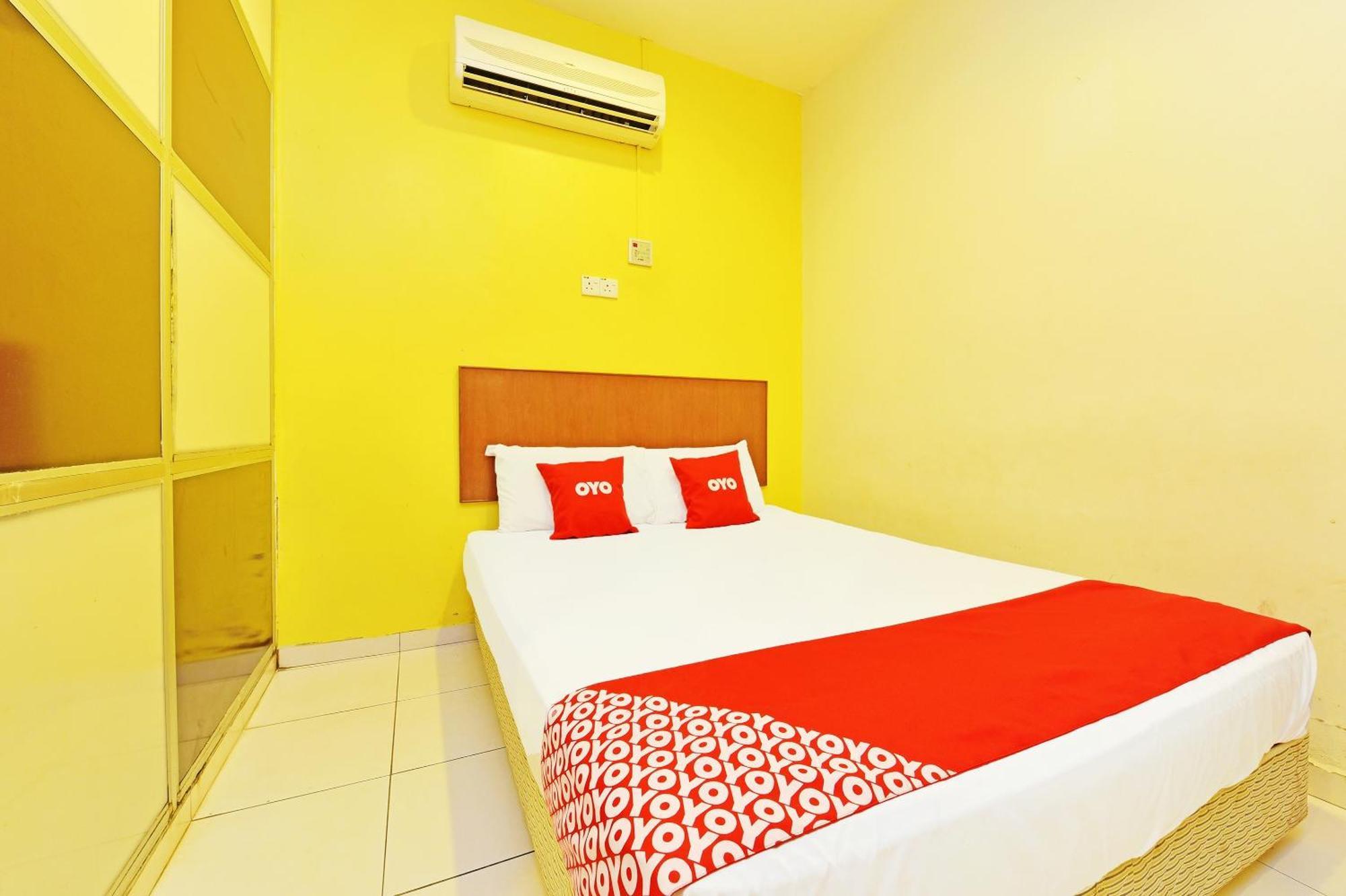 Oyo 582 Hotel Walk Inn Kampong Pasir Puteh  Eksteriør bilde