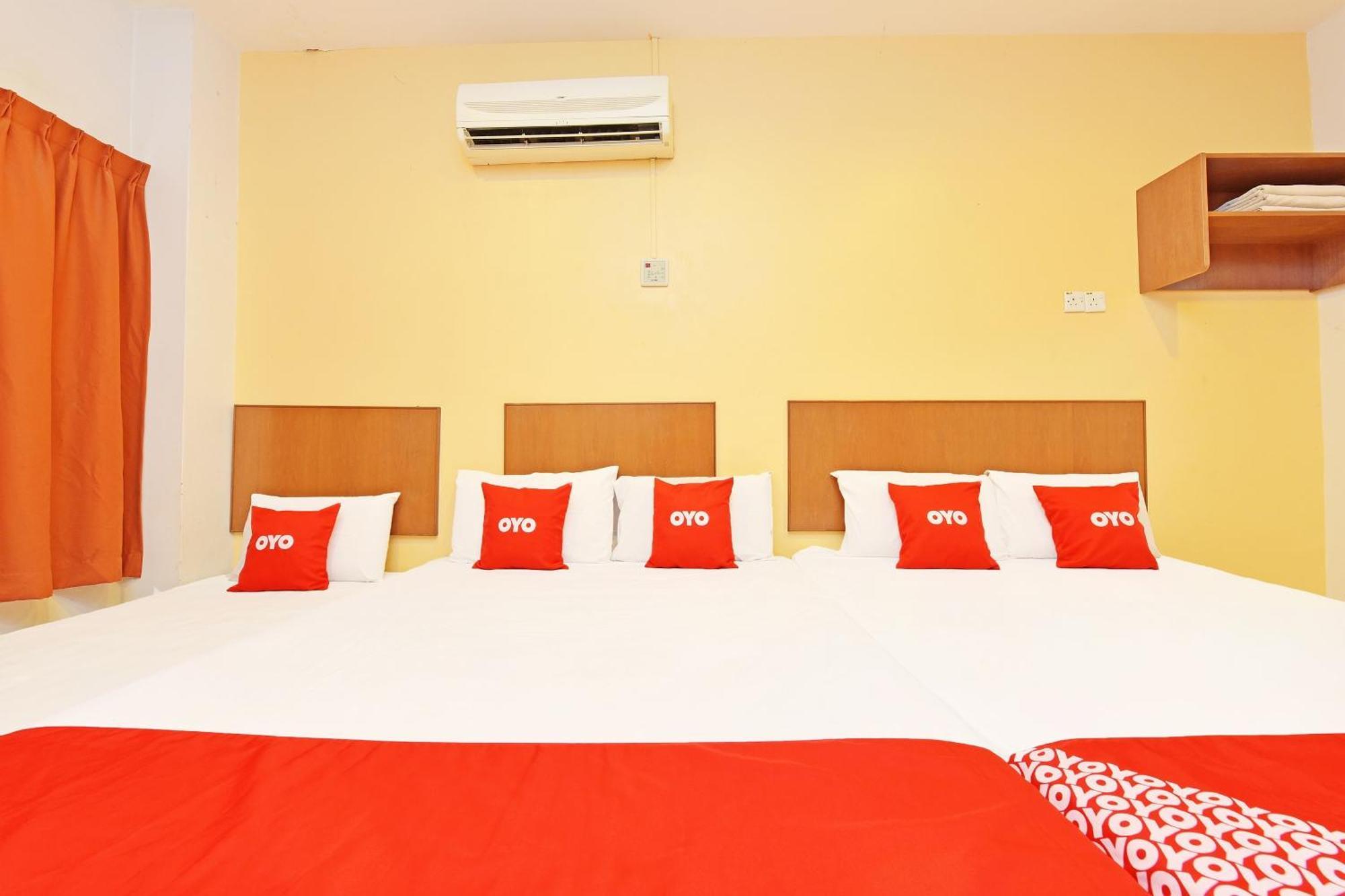 Oyo 582 Hotel Walk Inn Kampong Pasir Puteh  Eksteriør bilde