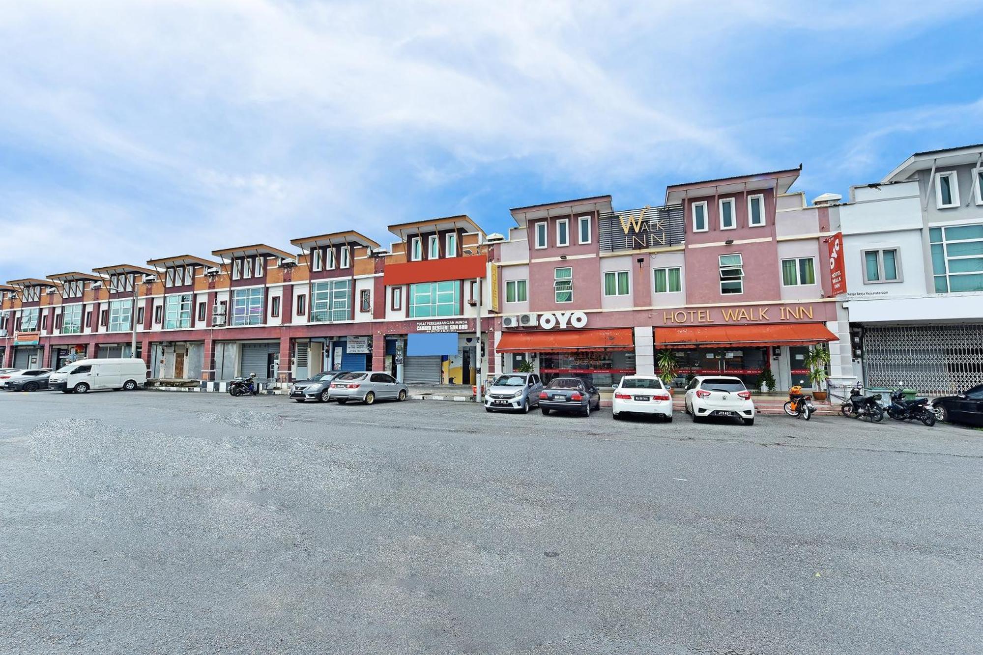 Oyo 582 Hotel Walk Inn Kampong Pasir Puteh  Eksteriør bilde