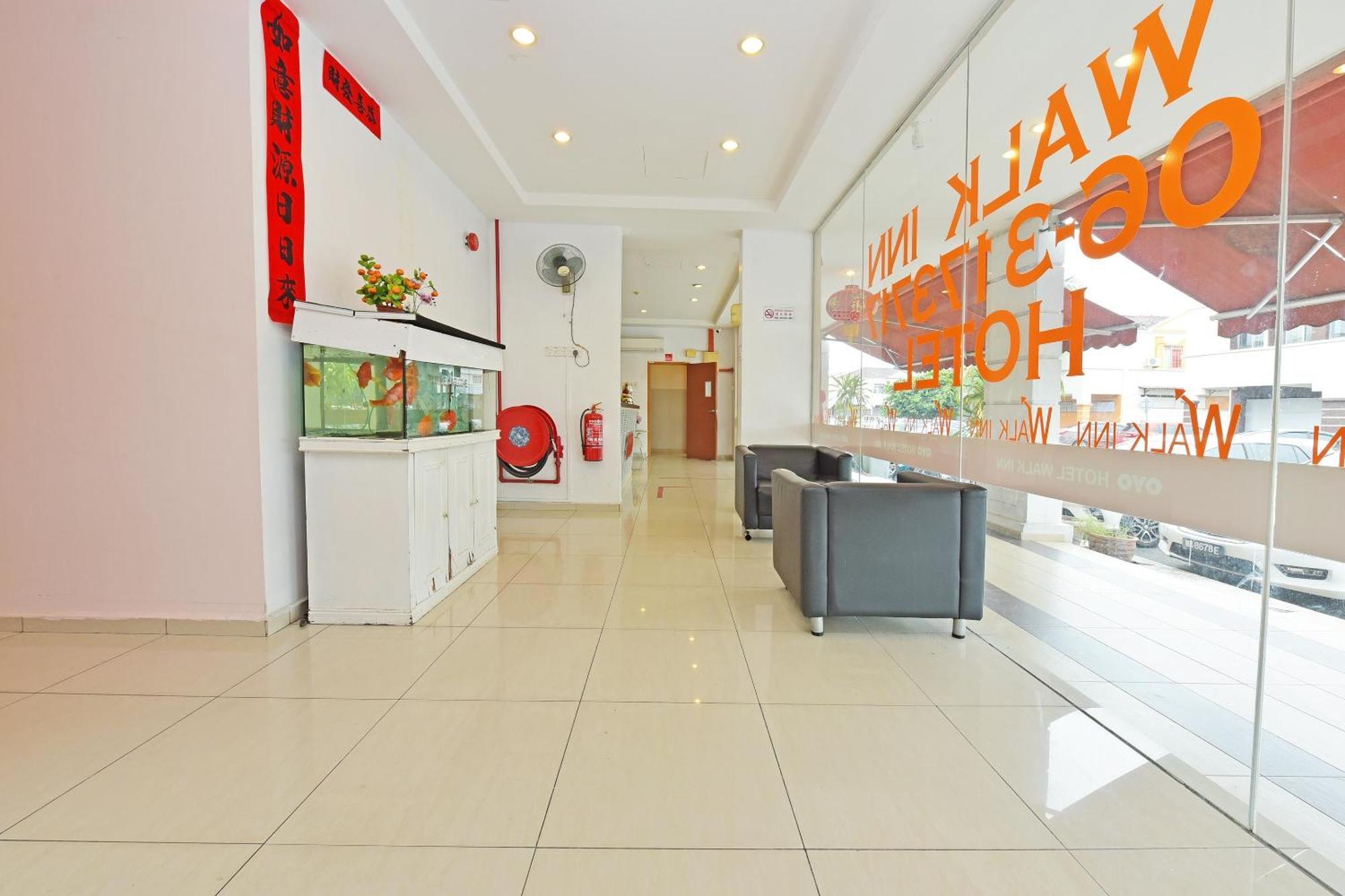 Oyo 582 Hotel Walk Inn Kampong Pasir Puteh  Eksteriør bilde