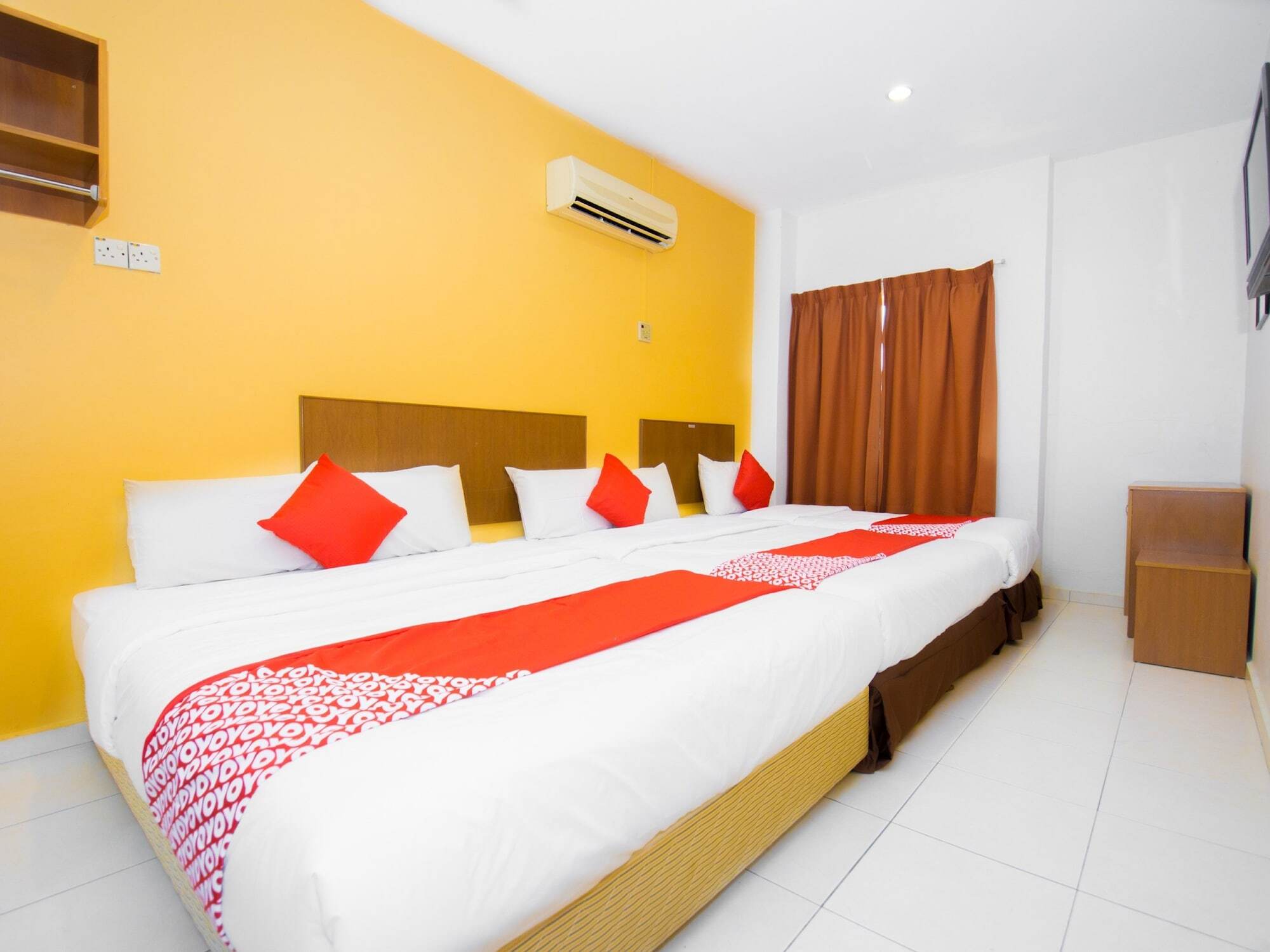Oyo 582 Hotel Walk Inn Kampong Pasir Puteh  Eksteriør bilde